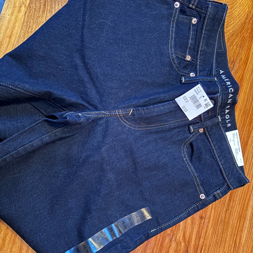 American Eagle  Men's Relaxed Jeans in Dark Blue   Baggy Easyflex     size 28/30